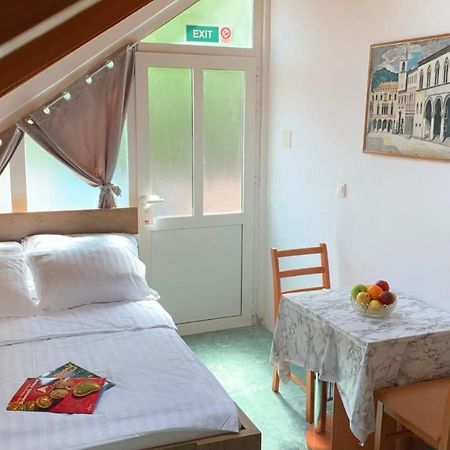 Laura Studio Apartman Mlini Exteriér fotografie